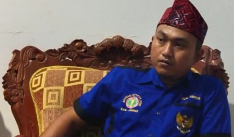 Bupati Jember Tunaikan Janji Beri SK Honorer, Begini Pesan FH PGRI Jatim