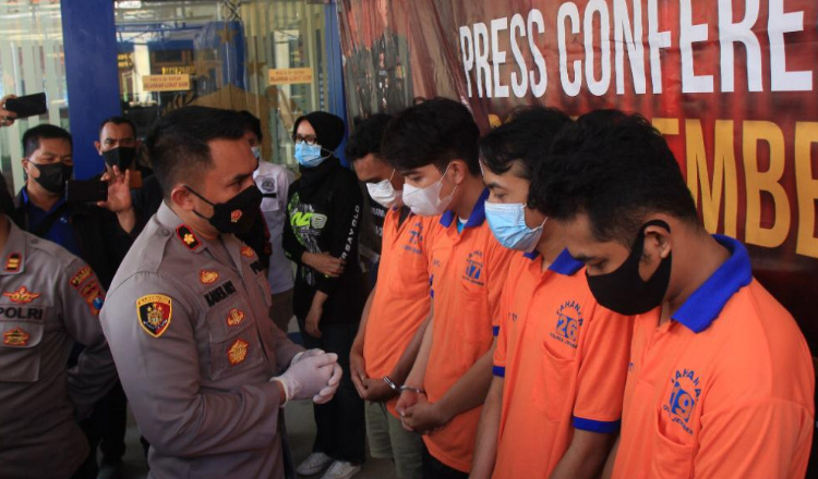 Polres Jember Tangkap 4 Pengedar Ganja, 2 Pelaku Berstatus Mahasiswa