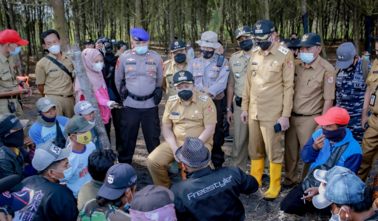 Bupati Jember Turun Lapang ke Pantai Getem, Ada Apa?