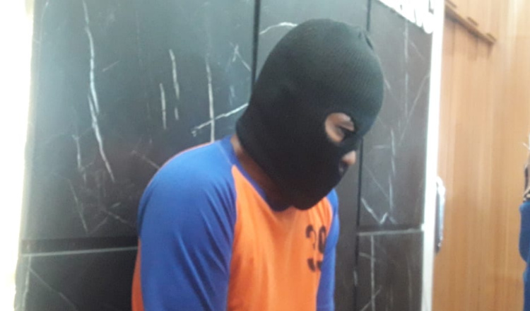 Tukang Parkir di Jombang Setubuhi Dua Putrinya Selama 3 Tahun