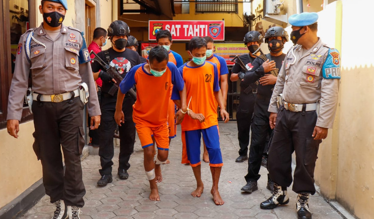 Dorrr ! Perampok Bersenpi di Jombang Dilumpuhkan