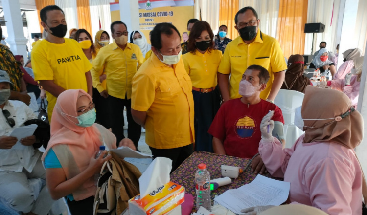 Golkar Ponorogo Ikut Percepat Vaksinasi Dosis Pertama