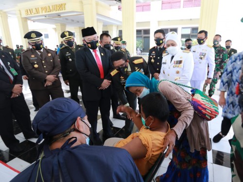 Kapolda Jatim Apresiasi Gelaran Vaksinasi Serentak