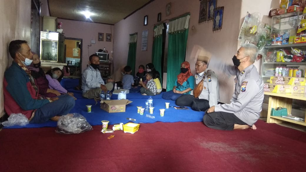 Pasca Banjir Bandang, Polres Batu Turunkan Tim Trauma Healing