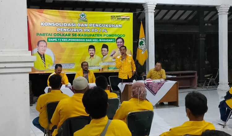 Konsolidasi! Partai Golkar Ponorogo Kukuhkan Pengurus Kecamatan dan Desa