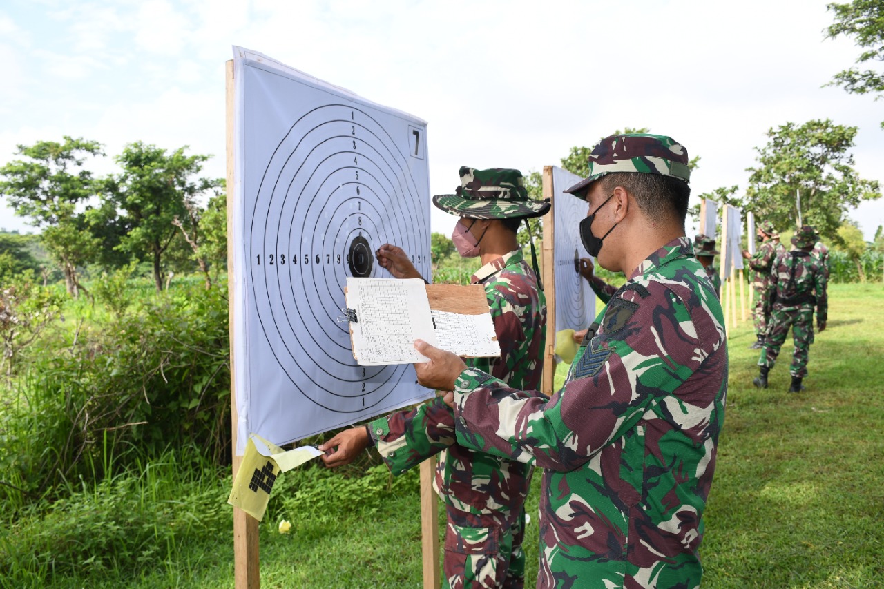 Tingkatkan Profesionalitas, Kodim 0802 Ponorogo Asah Kemampuan Menembak Prajurit