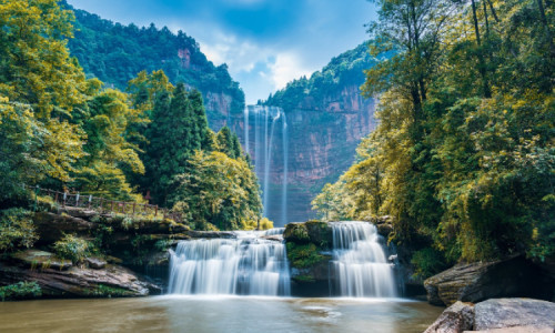Air Terjun Tumpak Sewu: Niagara-nya Indonesia yang Wajib Dikunjungi di Lumajang, Jawa Timur